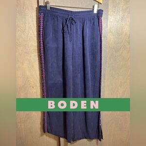 Boden Tamara Floral Embroidered Navy Women's Pants sz